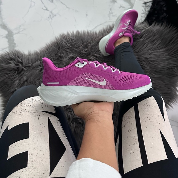 Nike Air Zoom Pegasus Premium 41 - Picture 3 of 10